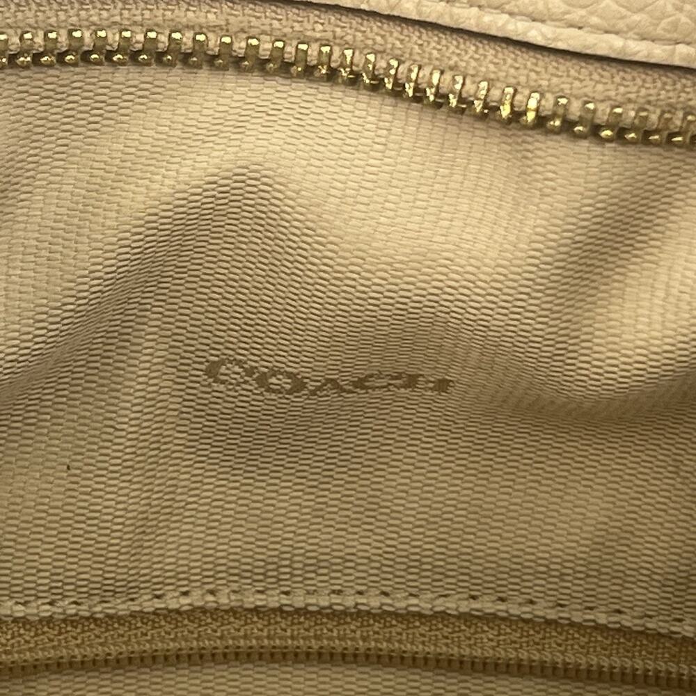 Coach Beige Pebbled Leather Shoulder Crossbody Bag Gold Hardware Removable Strap - Picture 5 of 10